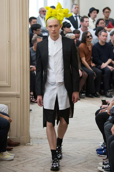 Look 22
